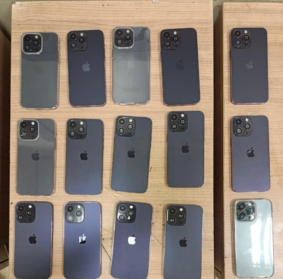 جمارك مطار القاهر