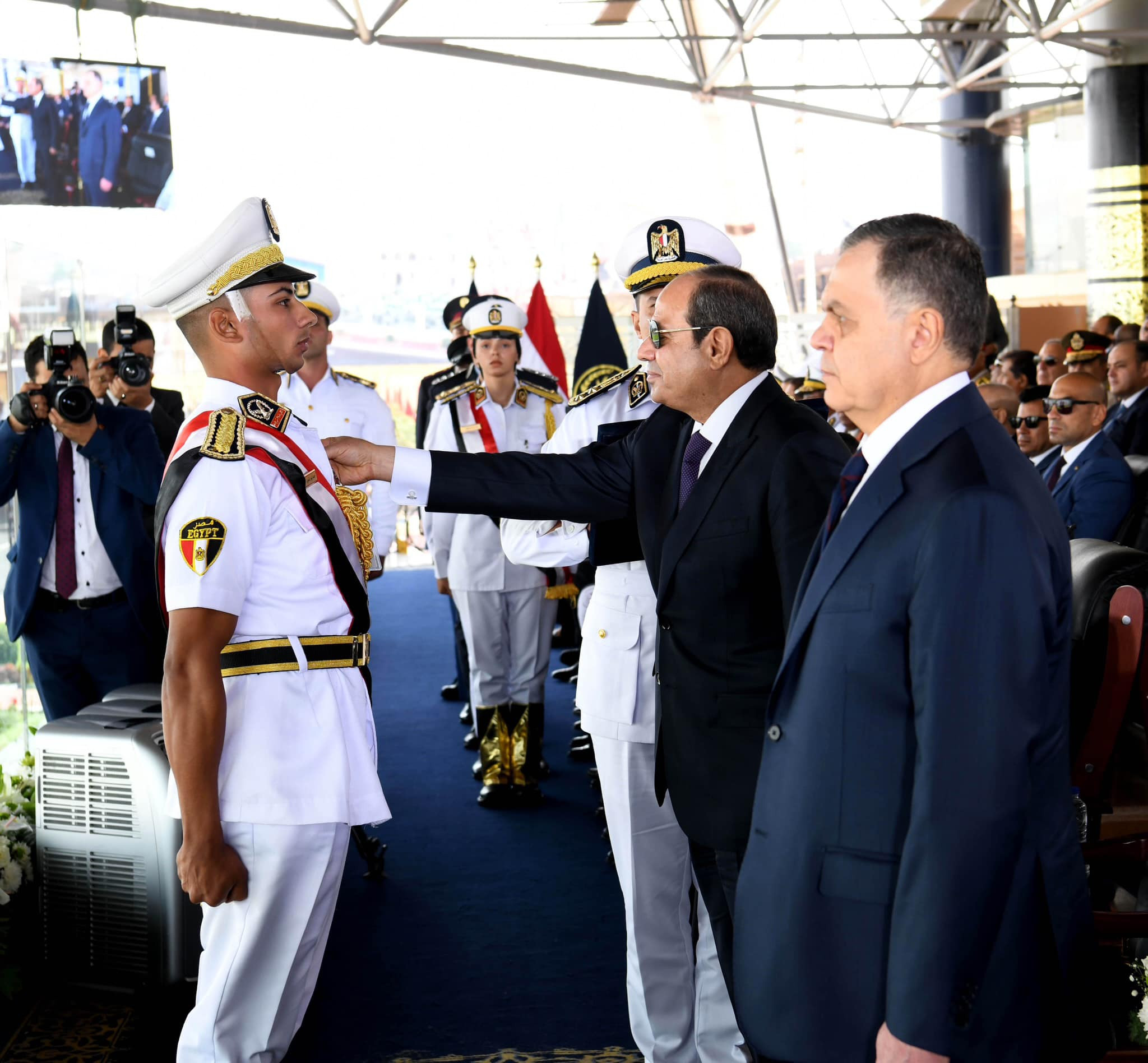 تخرج طلاب اكاديمية الشرطة