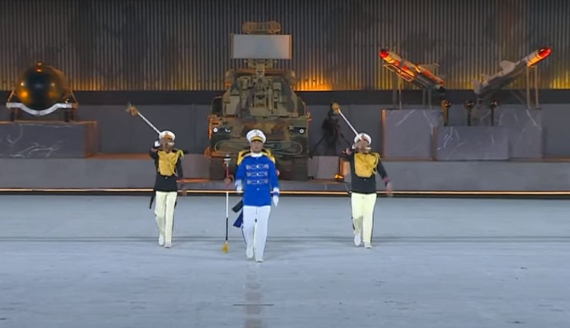 عروض عسكرية