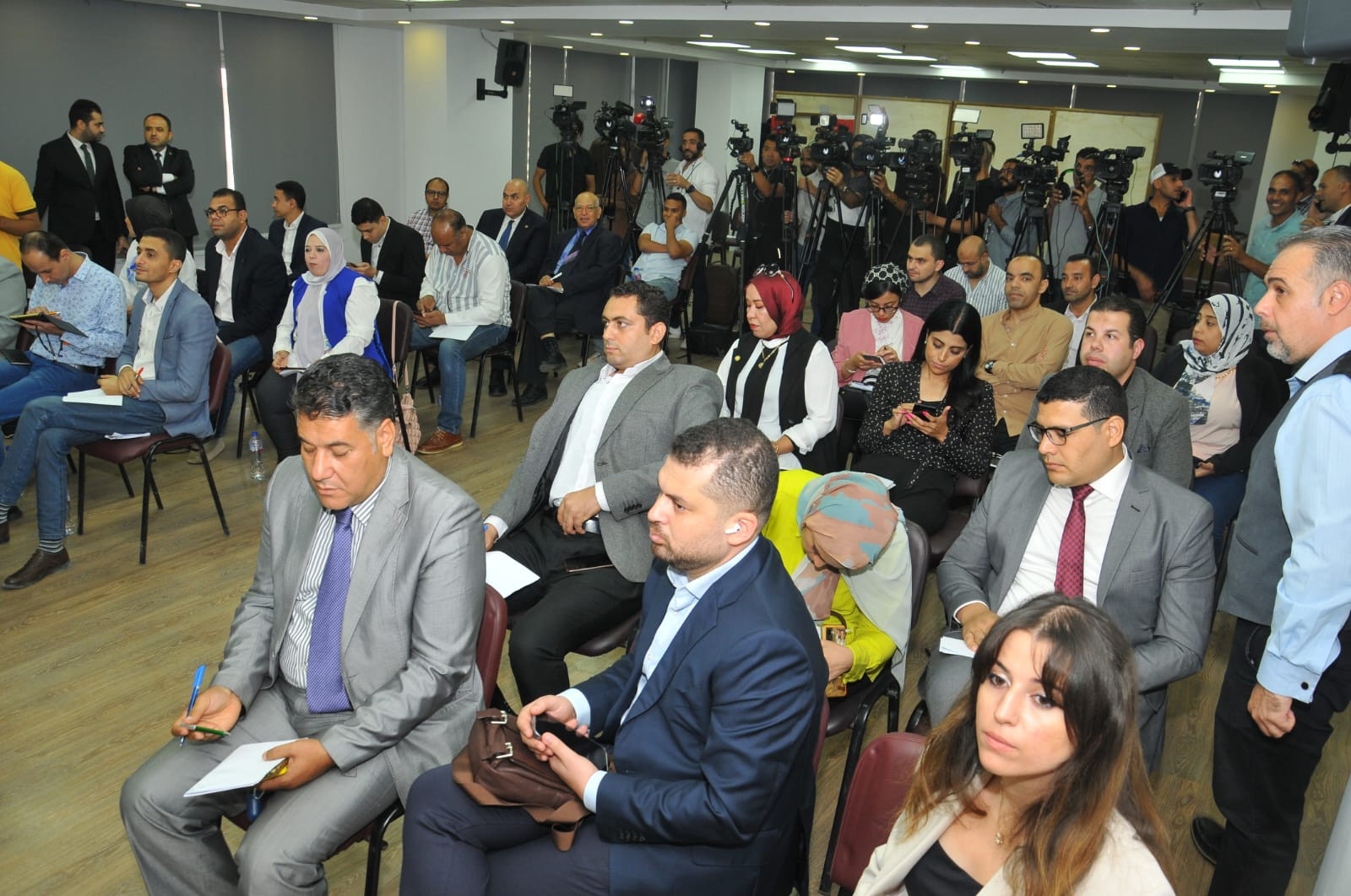 السفير الفلسطيني مؤتمر صحفي