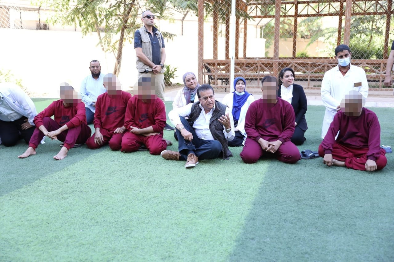 وزير الصحة بمستشفى الصحة النفسية بسوهاج