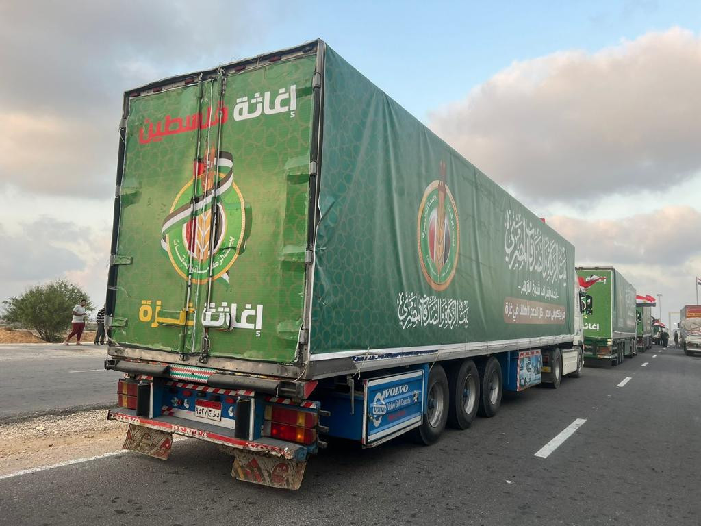 قوافل إغاثية