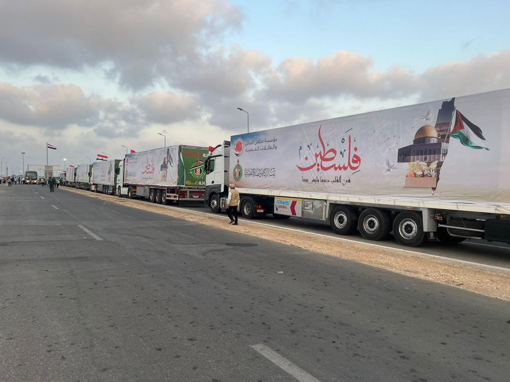 قوافل إغاثية