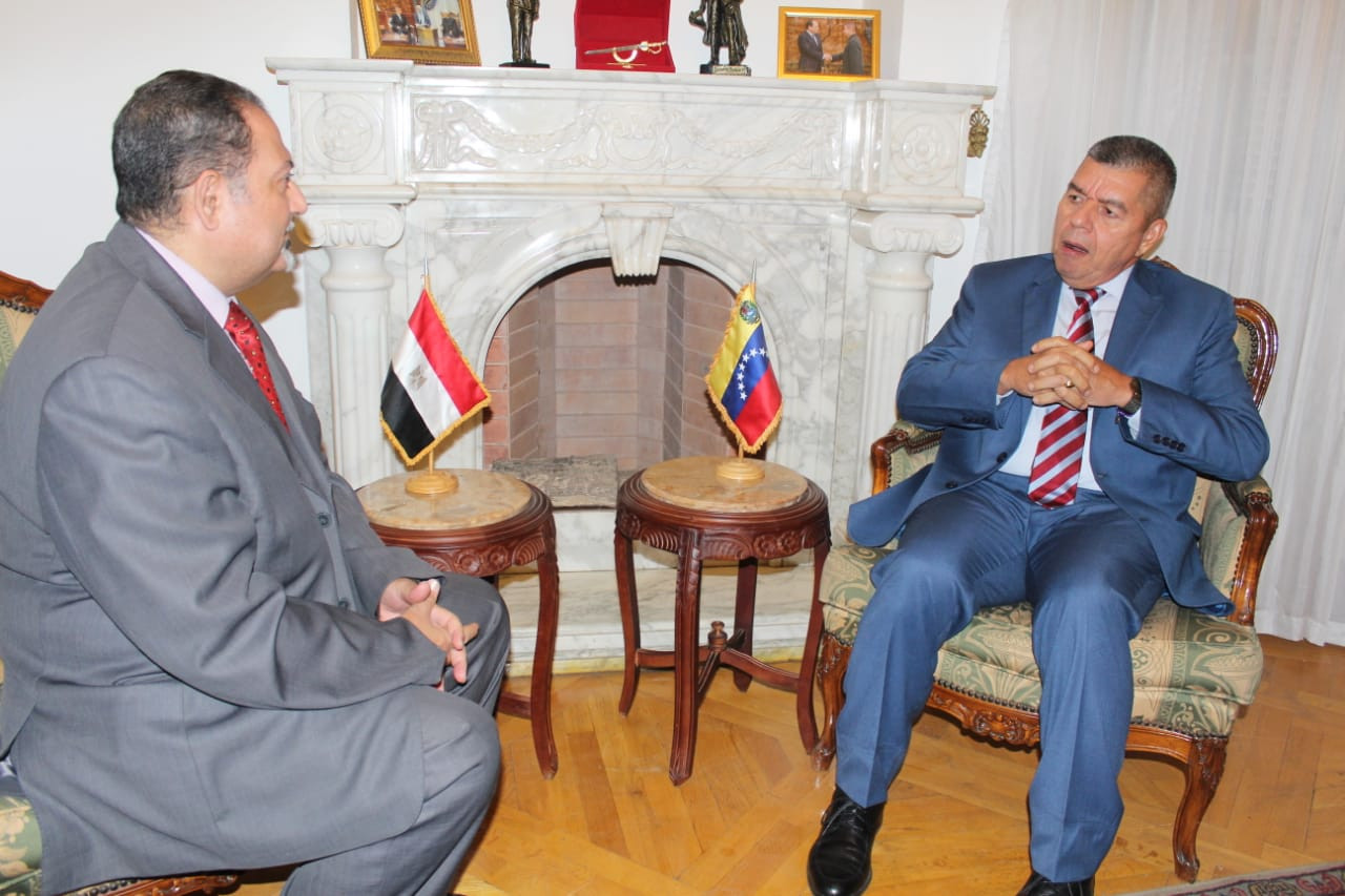 حمودة مع سفير فنزويلا