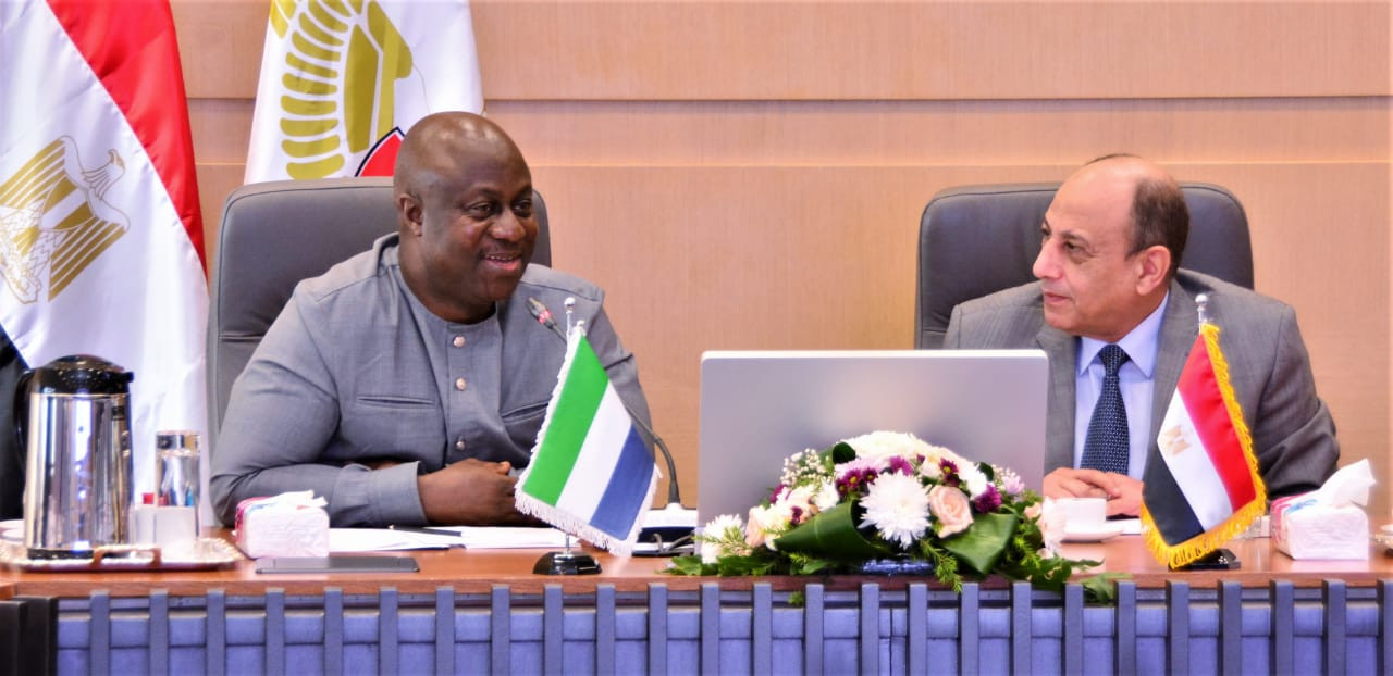 وزير الطيران ووزير النقل والطيران بسيراليون