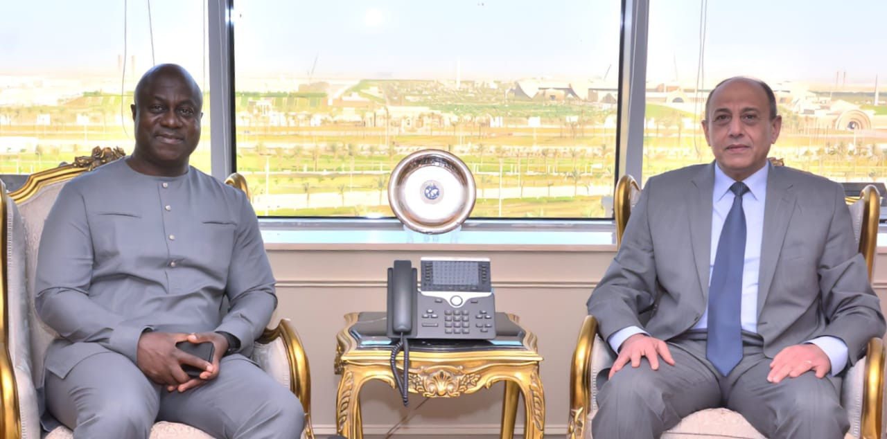 وزير الطيران ووزير النقل والطيران بسيراليون