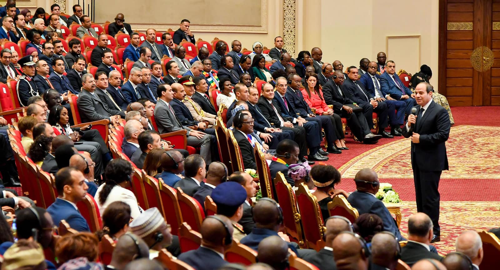 الرئيس يفتتح معرض التجارة البينية الإفريقية