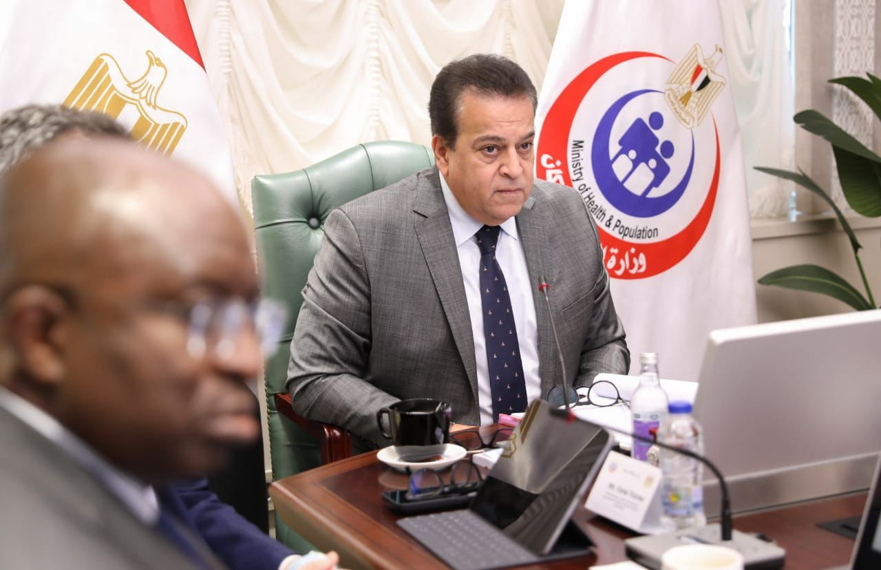 عبد الغفار مع مدير مؤسسة التمويل الدولية للصحة والتعليم