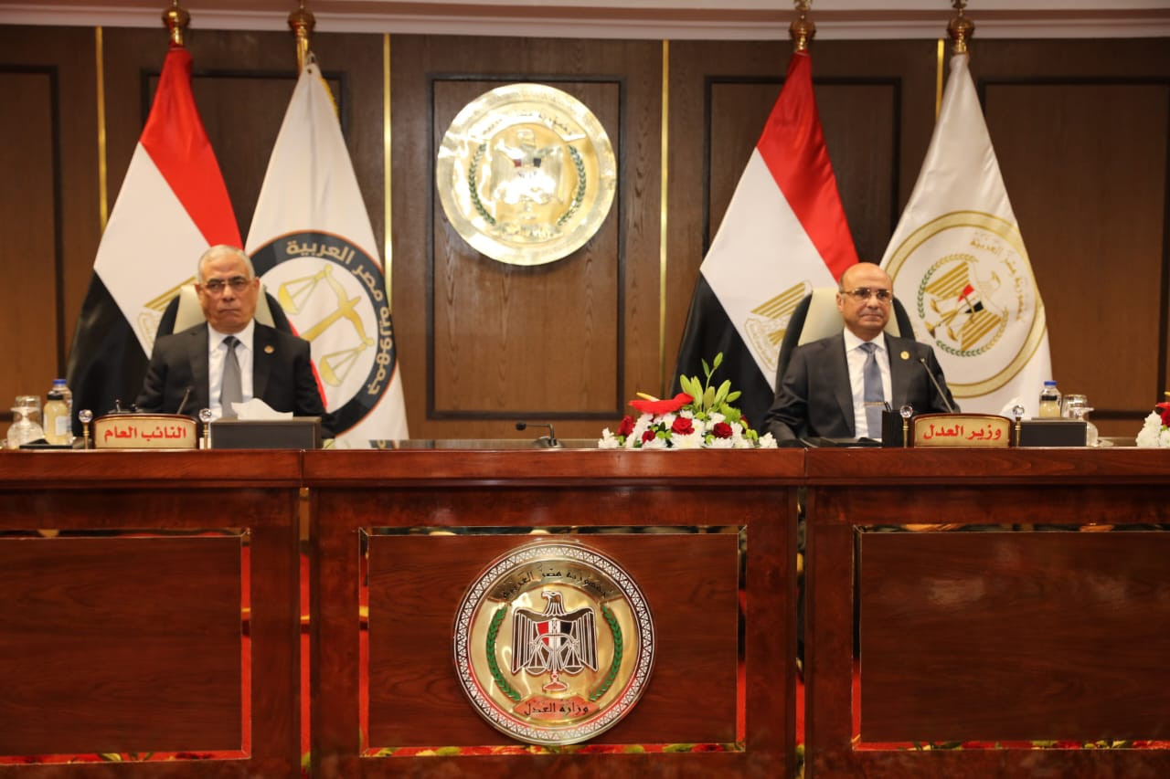 ، اليوم السبت،