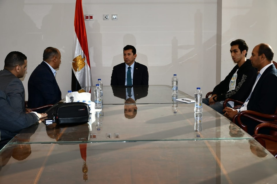 وزير الرياضة والتايكوندو