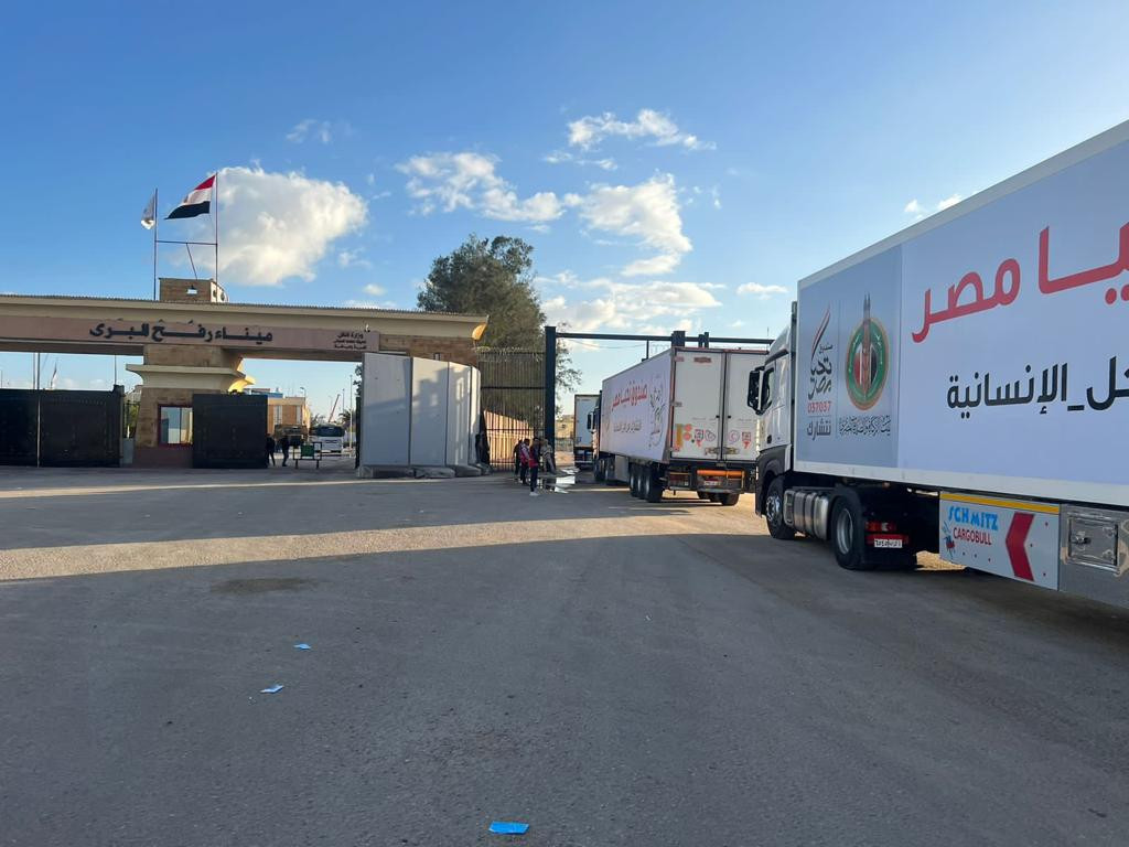 قافلة المساعدات