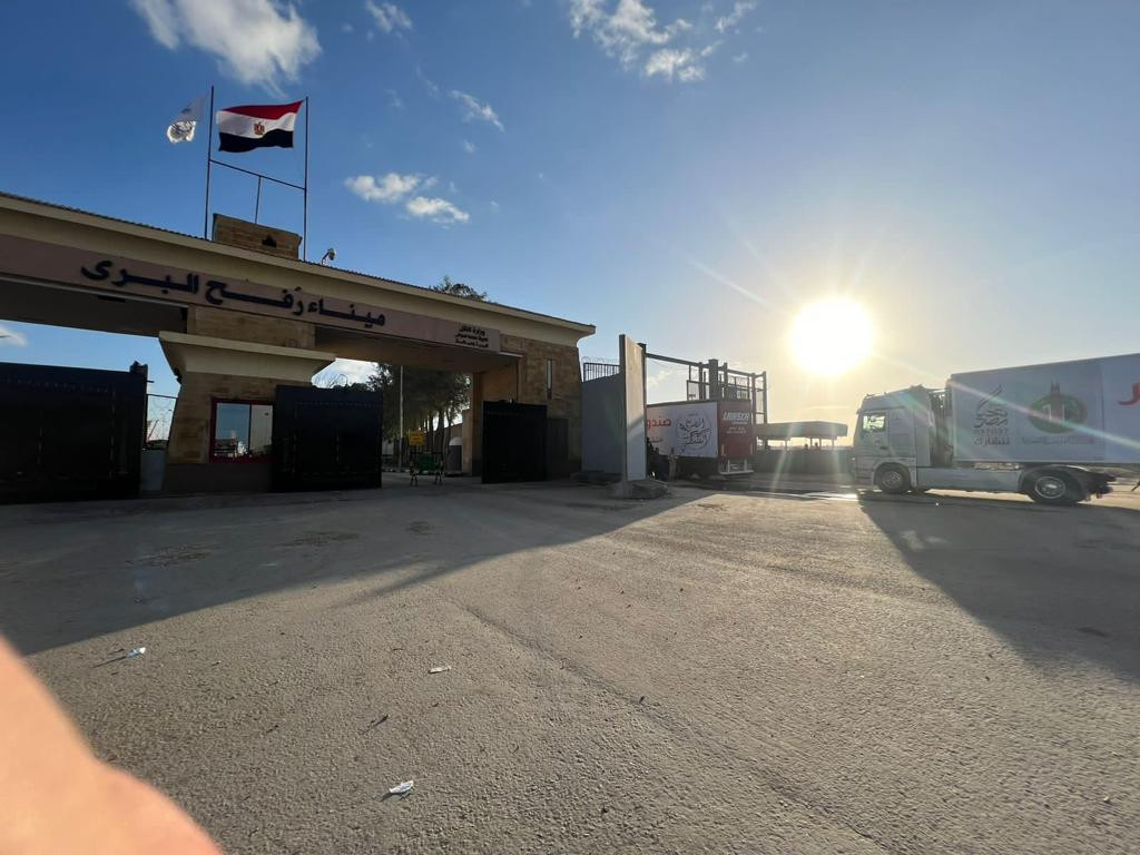 قافلة المساعدات