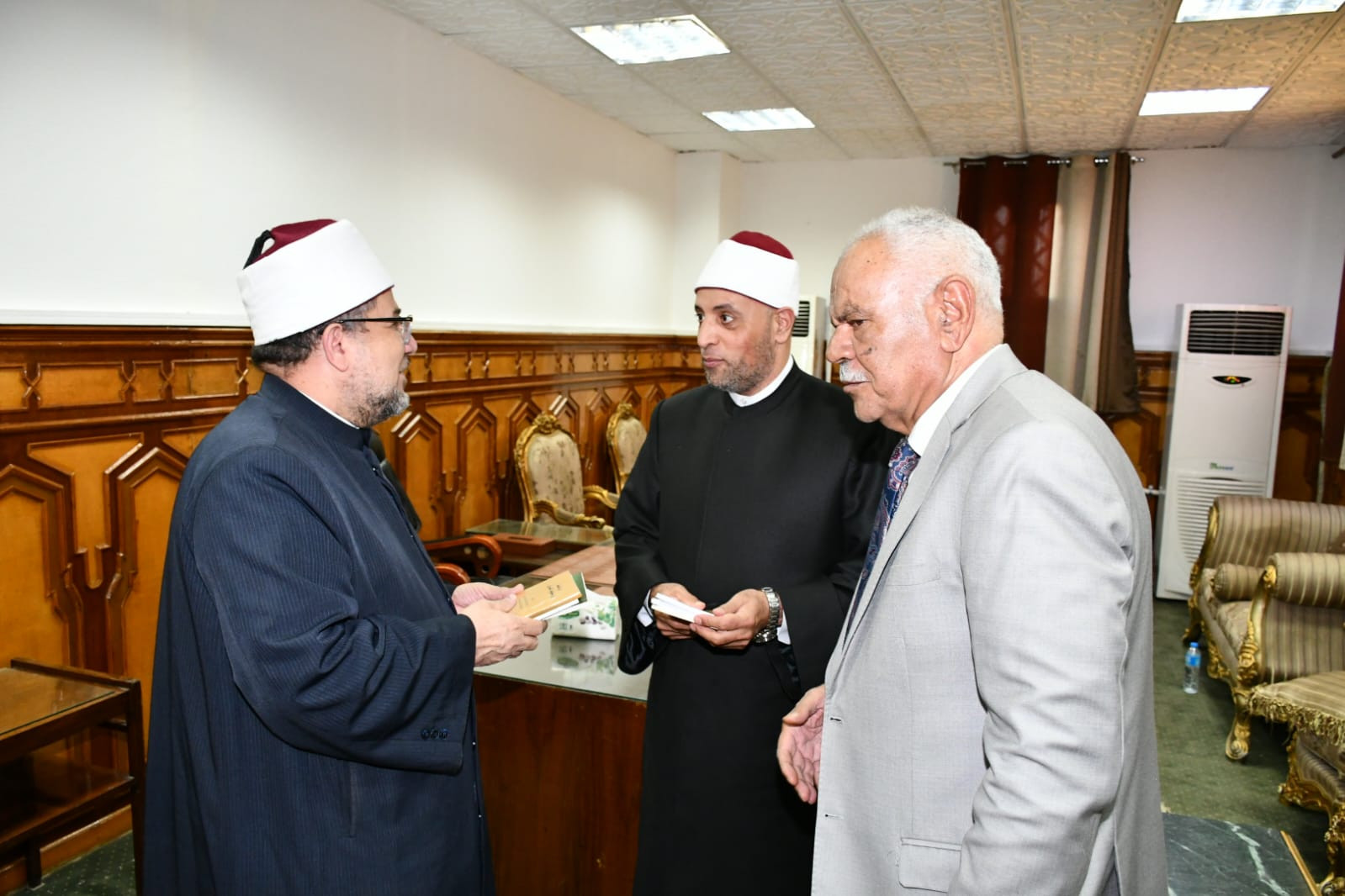 وزير الأوقاف