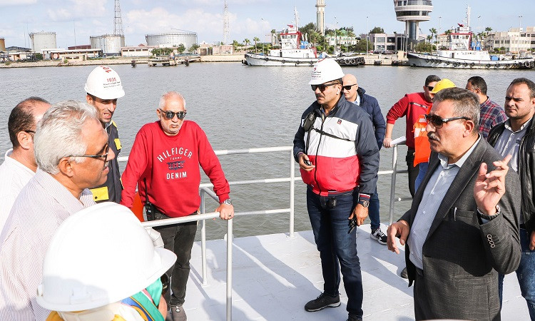 ميناء دمياط