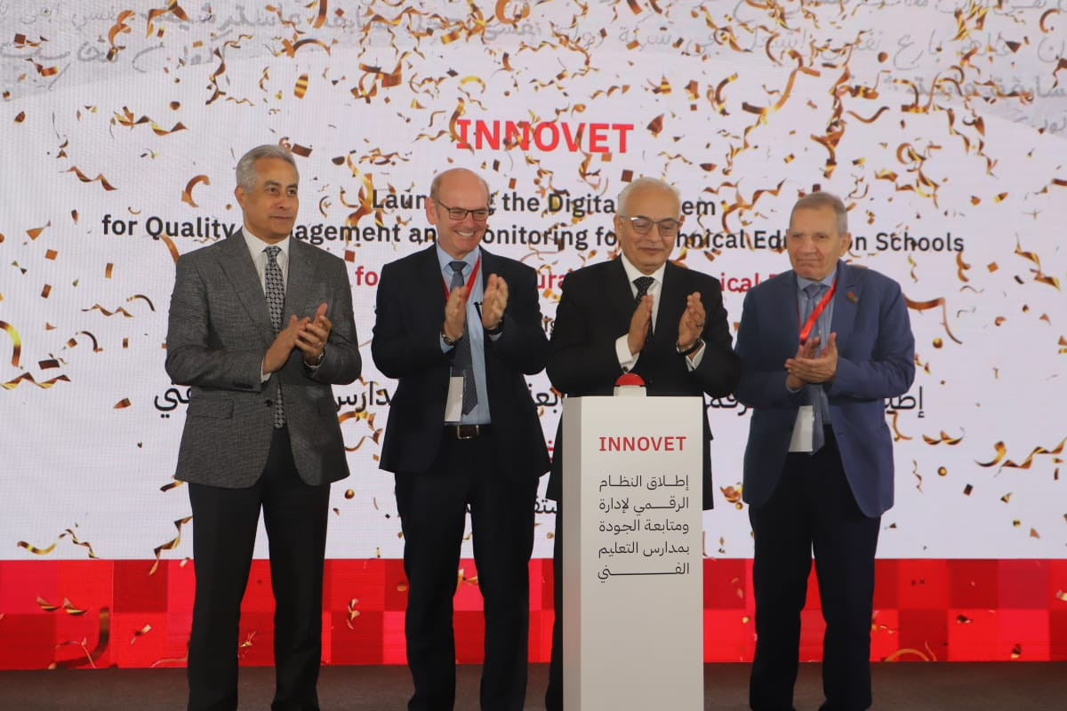 وزيرا التعليم والعمل