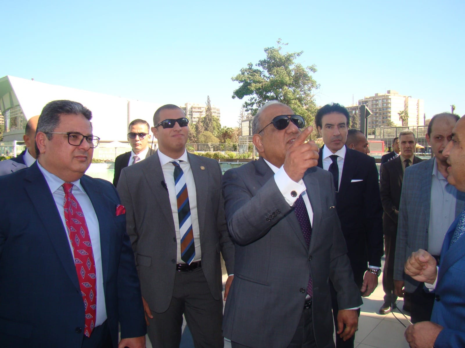 قطاع الاعمال