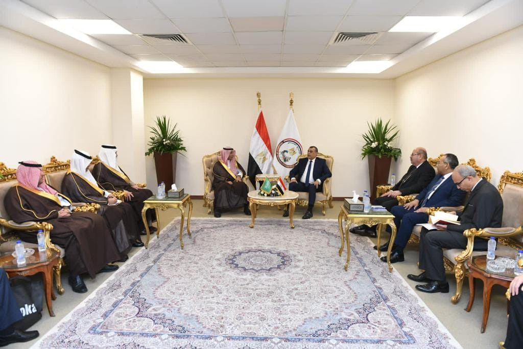 وزير الإنتاج الحربي