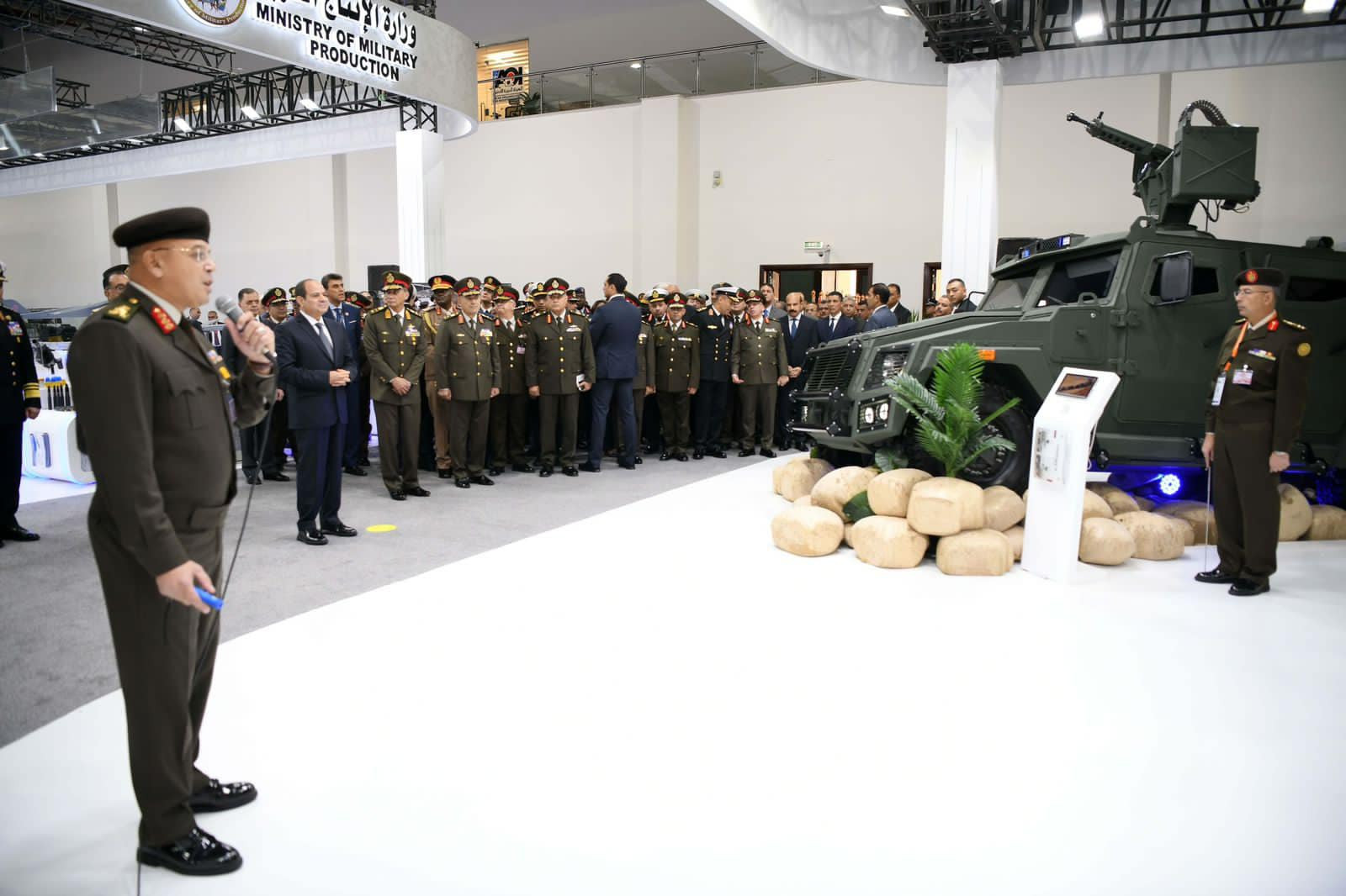 الرئيس السيسي ومعرض إيديكس 2023