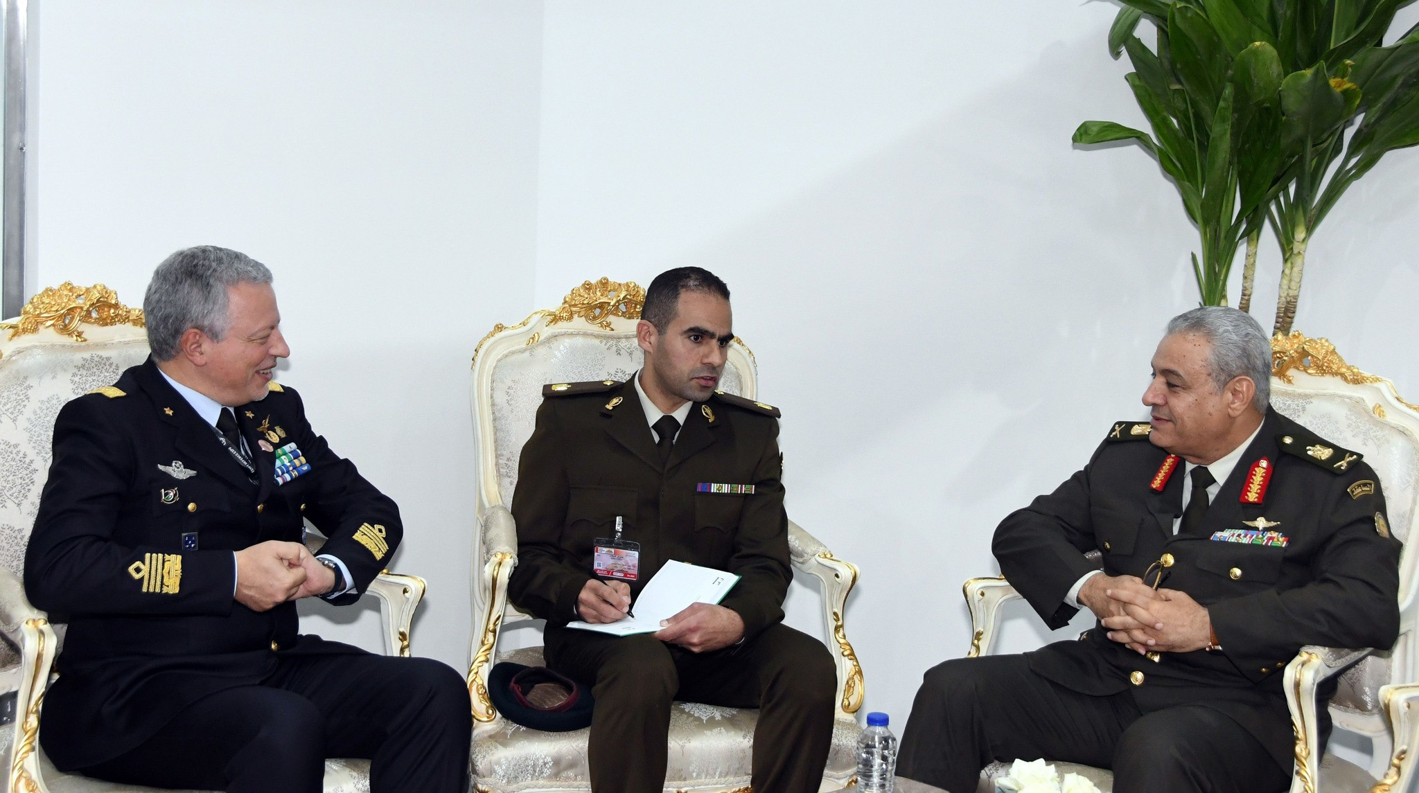 القوات المسلحة ايديكس