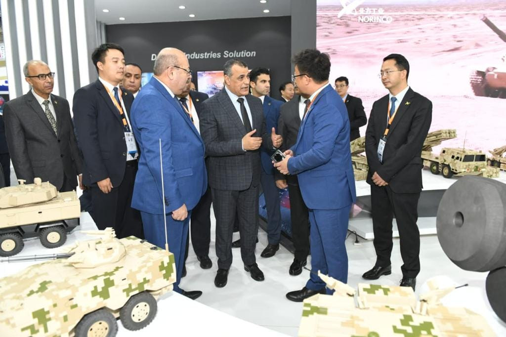 وزير الانتاج الحربي