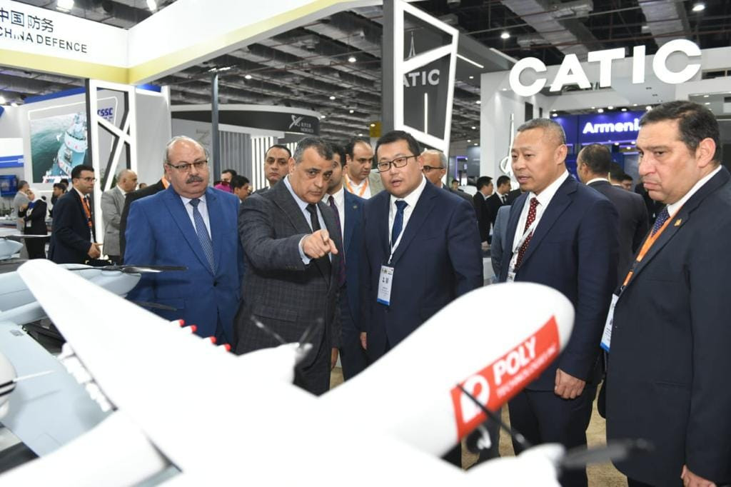 وزير الانتاج الحربي