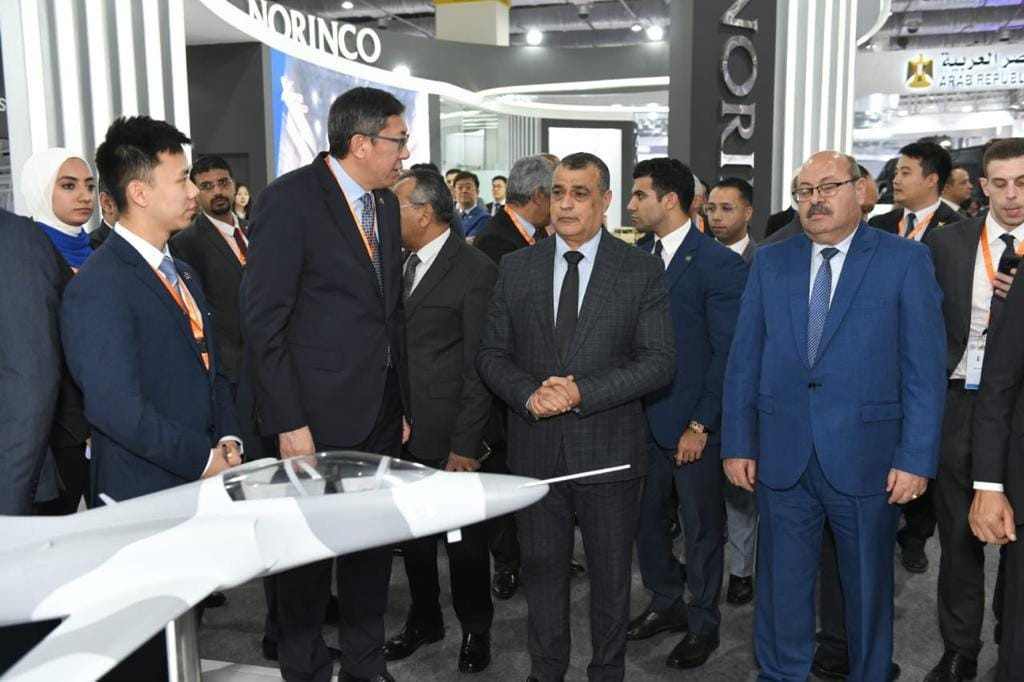 وزير الانتاج الحربي