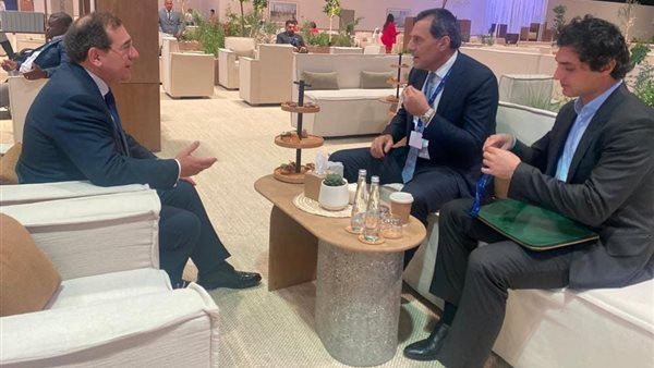 وزير البترول