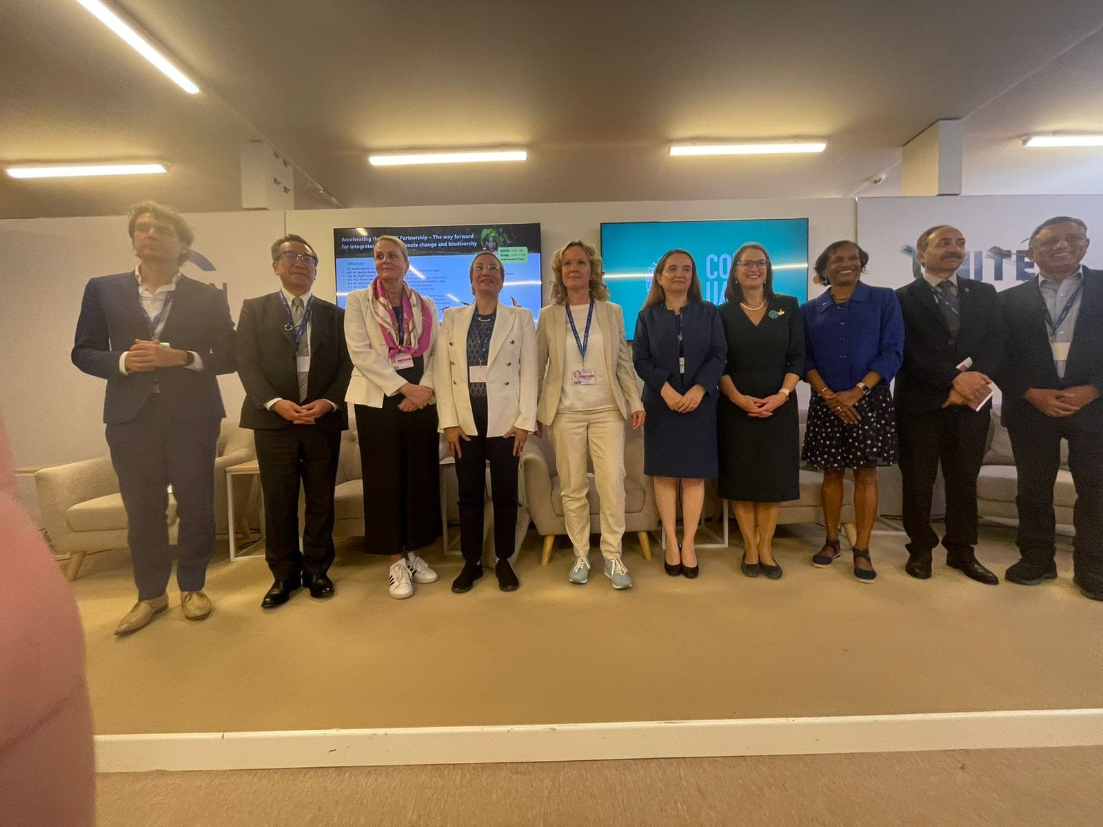 وزيرة البيئة