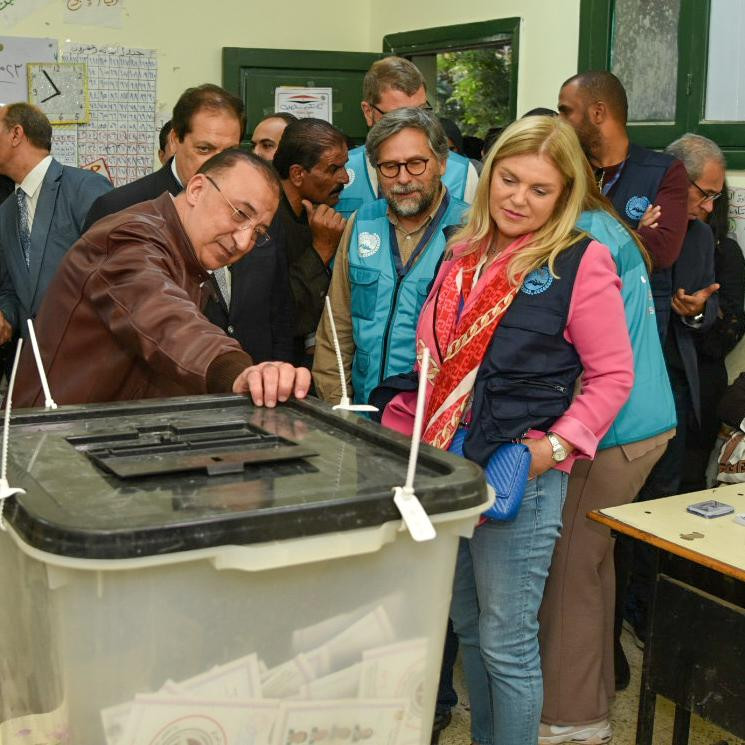 محافظ الإسكندرية