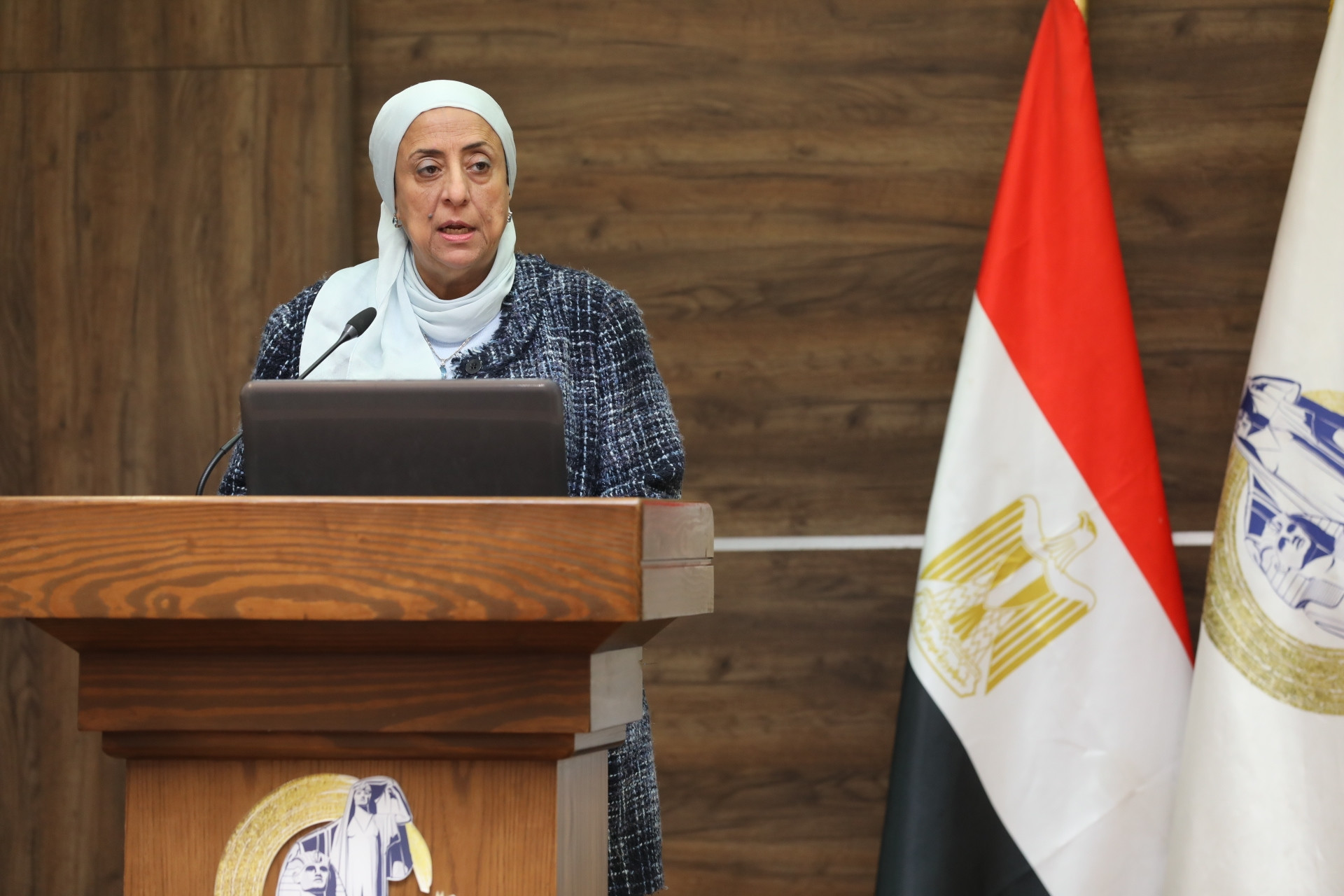 قومي المرأة