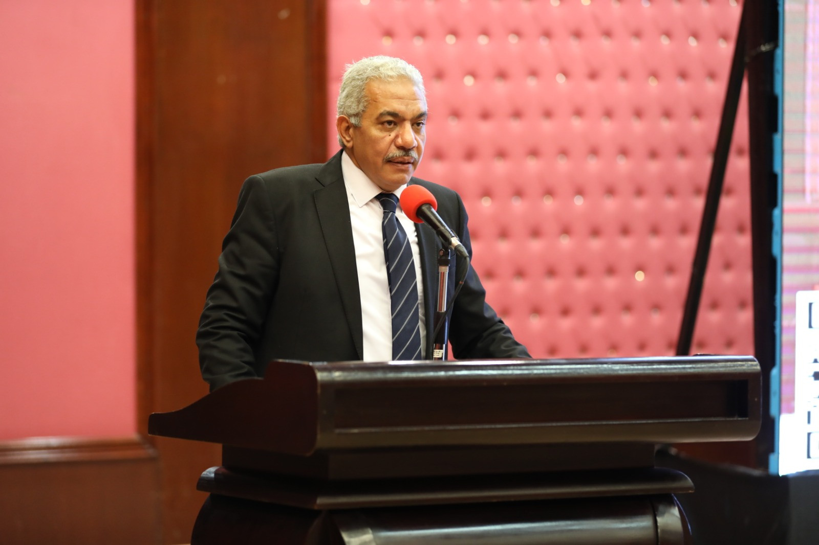 رئيس جامعة الأزهر