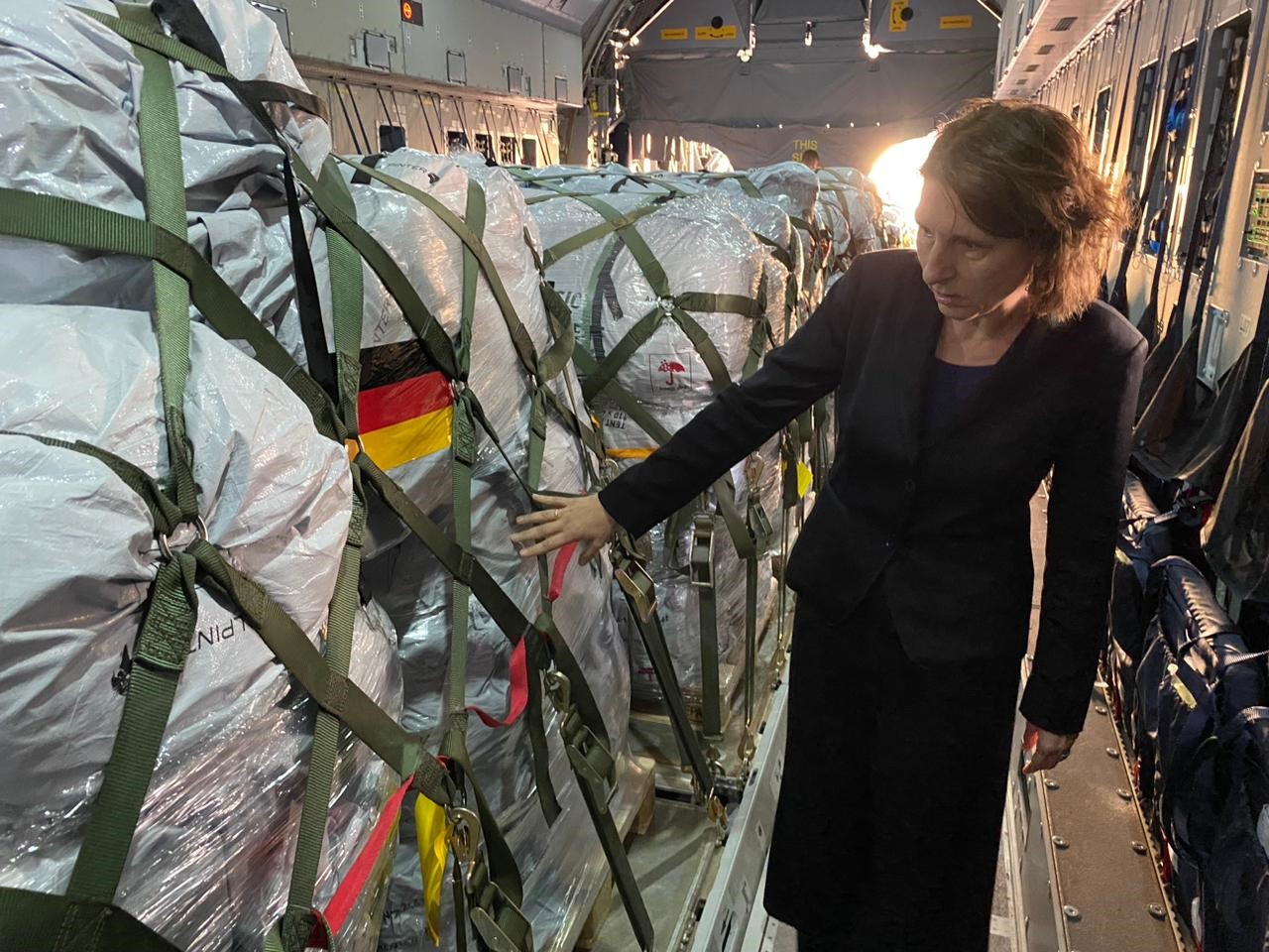 طائرة مساعدات ألمانية