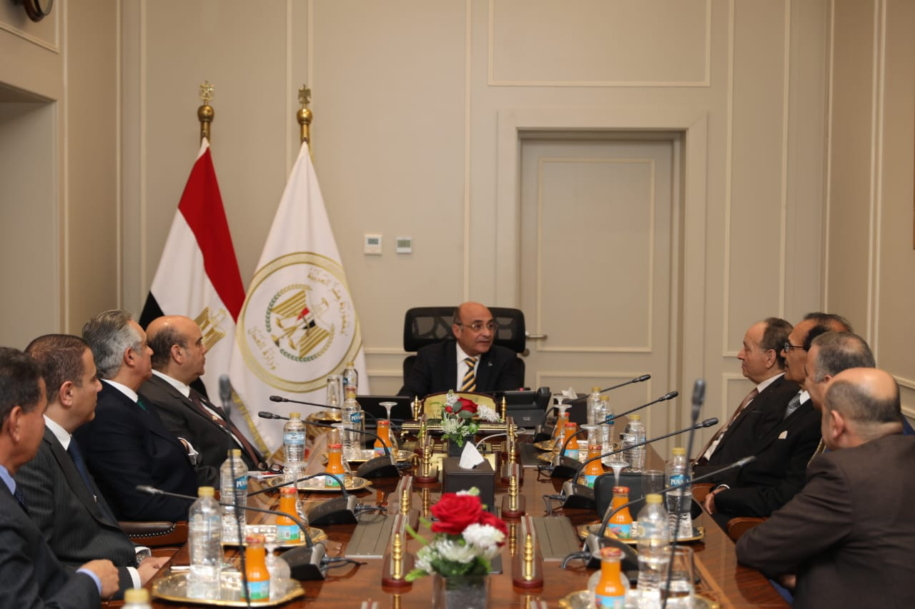 وزير العدل في بني سويف