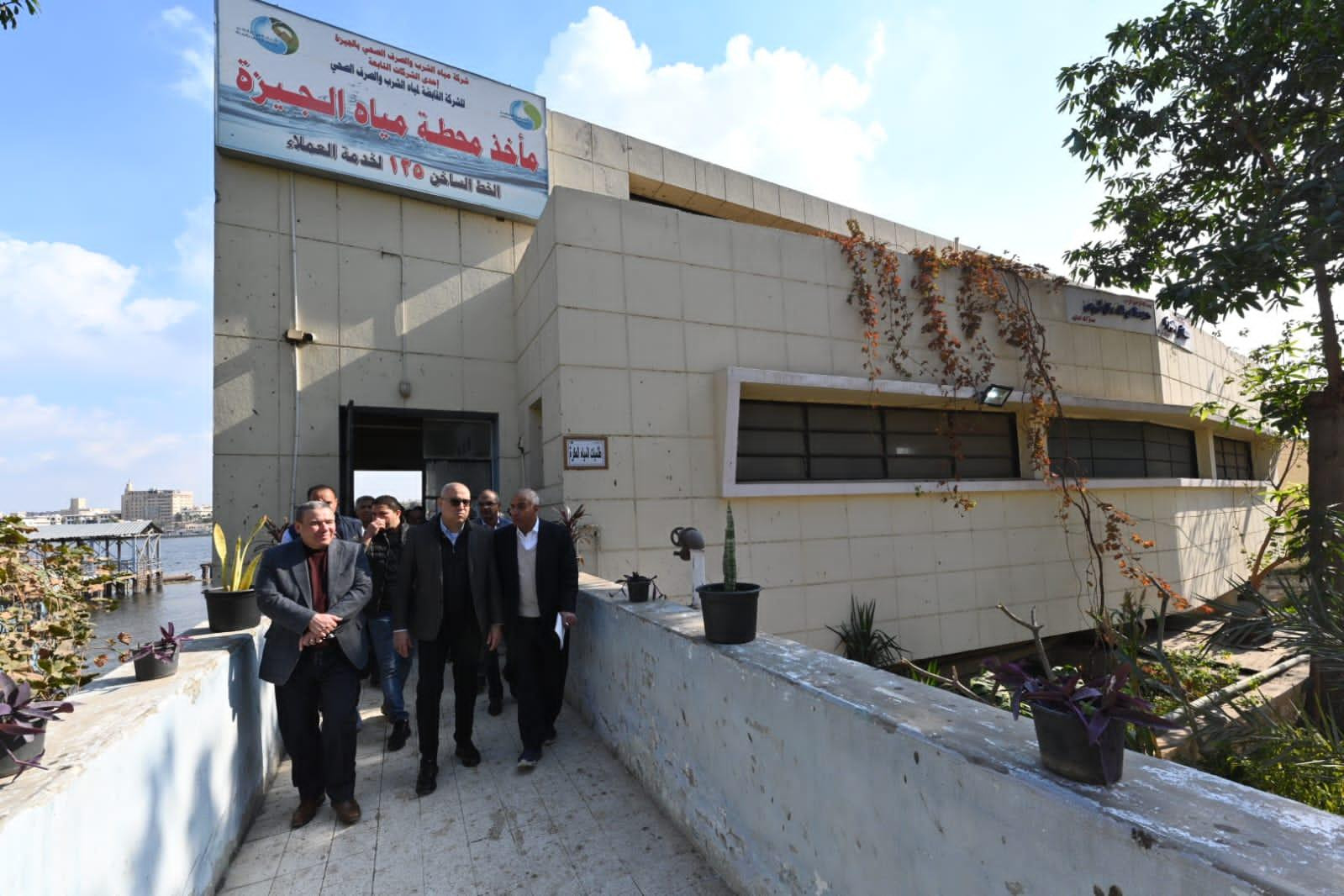 وزير الإسكان