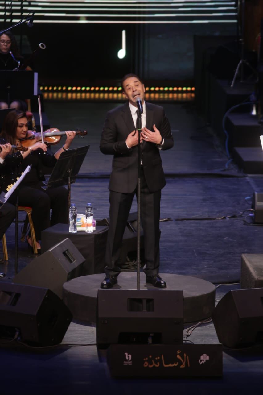 مدحت صالح الاساتذة الاوبرا