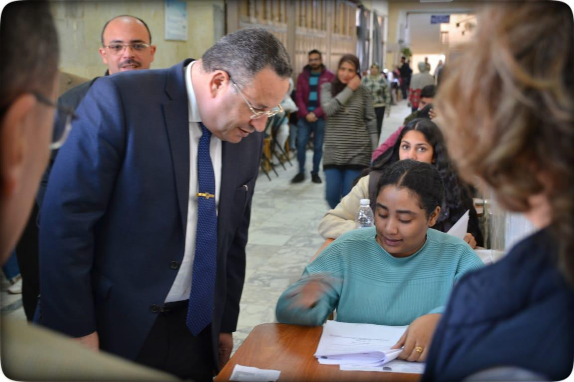 رئيس جامعة الإسكندرية