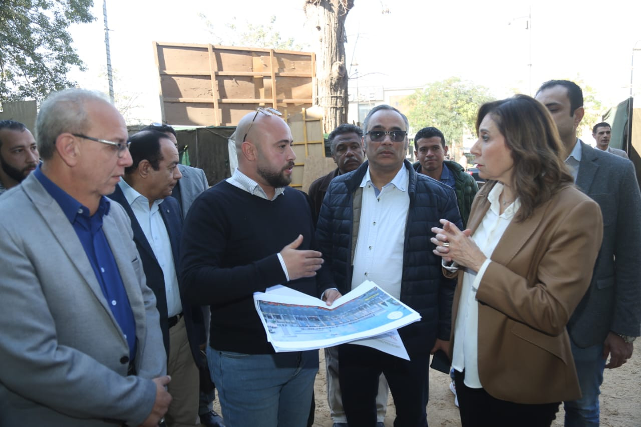 وزيرة الثقافة في اسوان