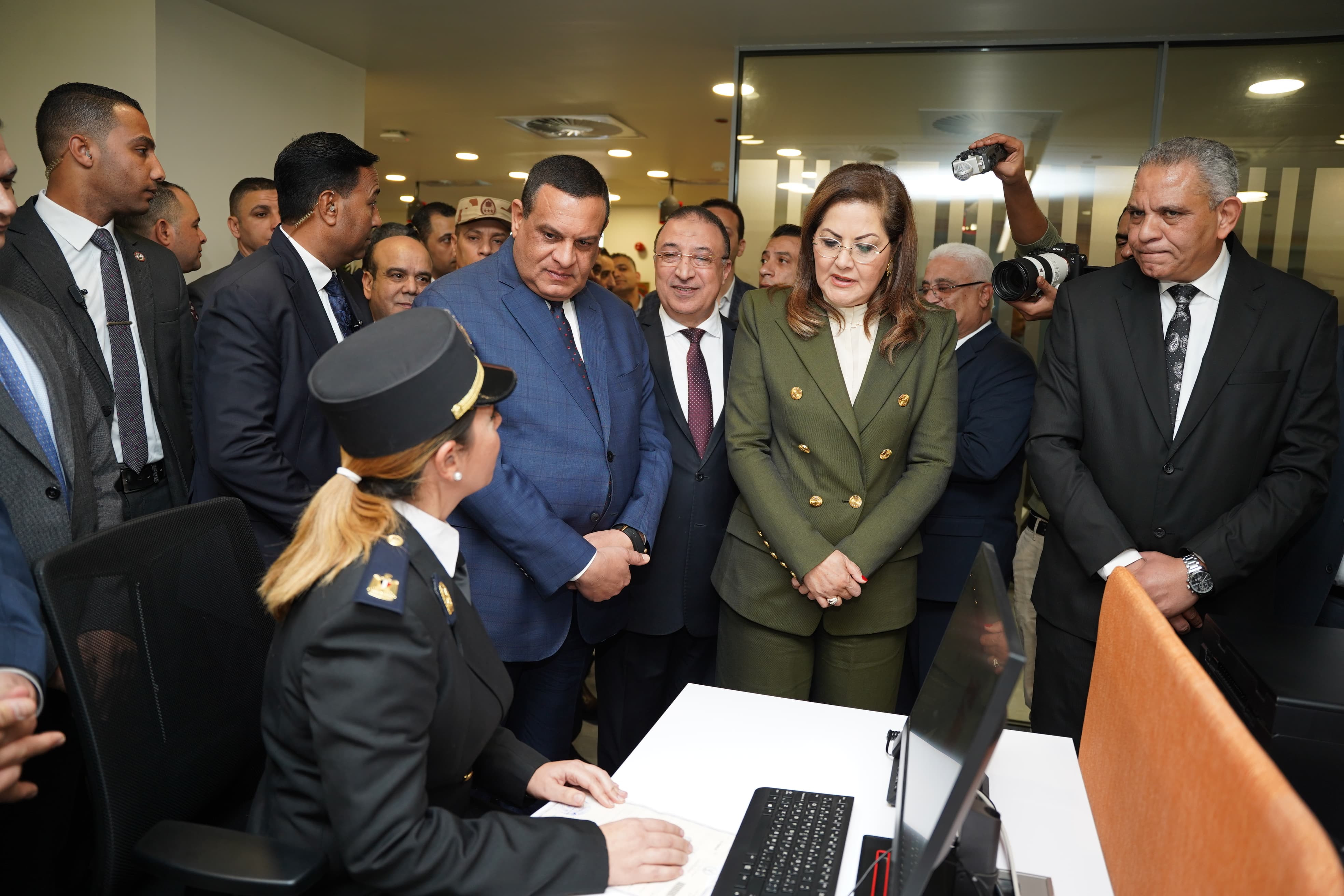 وزيرا التخطيط والتنمية المحلية ومحافظ الإسكندرية