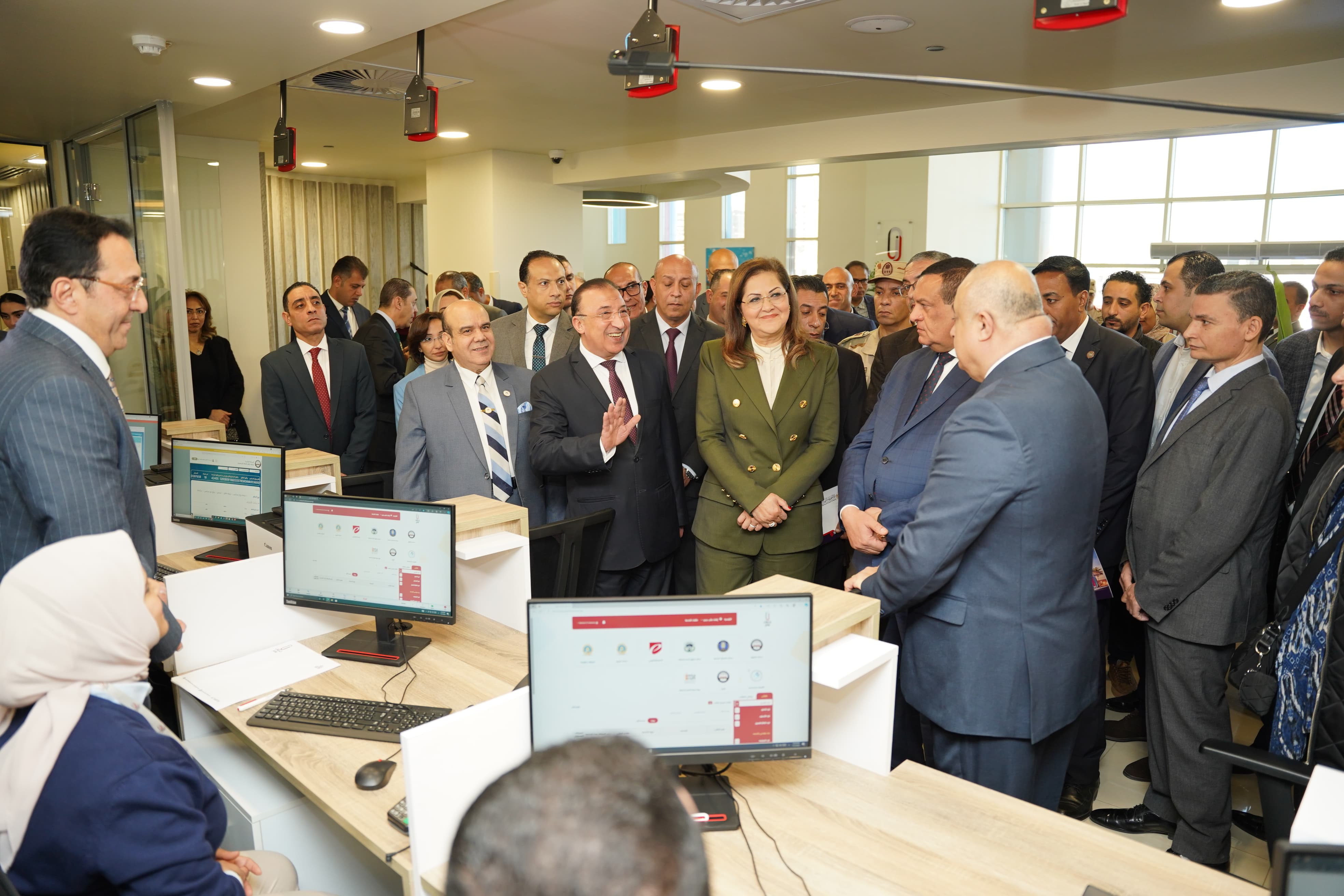 وزيرا التخطيط والتنمية المحلية ومحافظ الإسكندرية