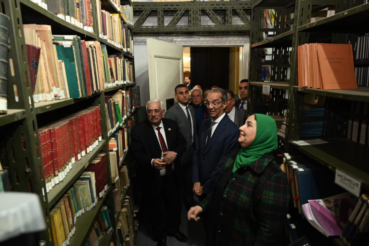 وزيرا الاتصالات والتضامن