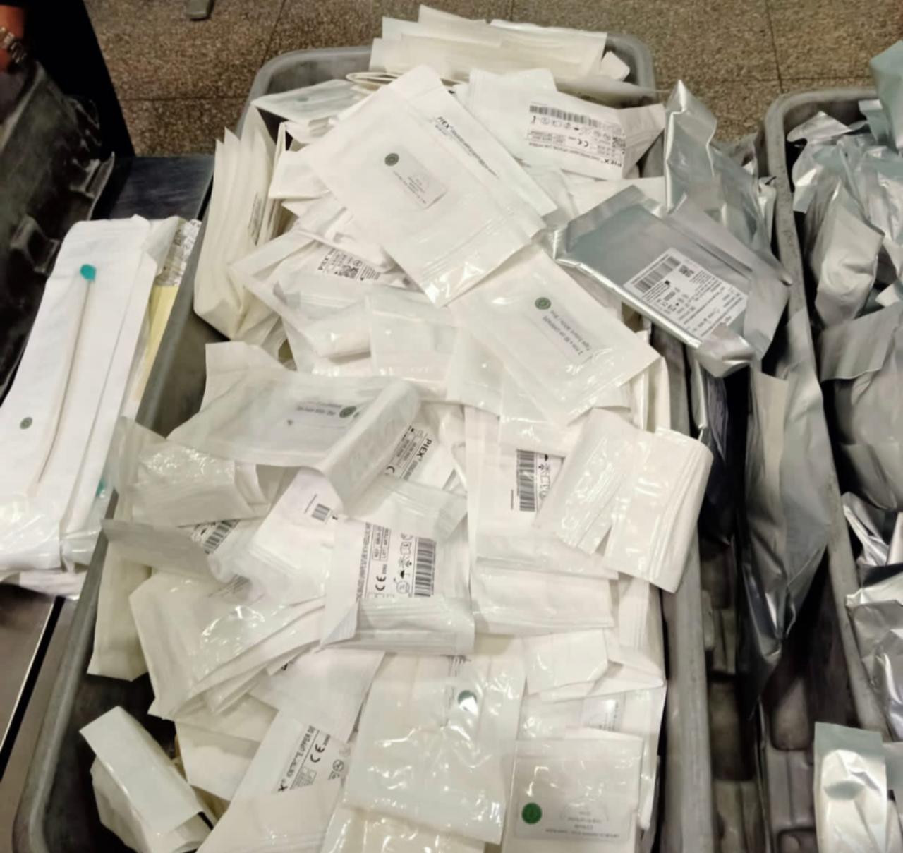 جمارك مطار القاهرة الدولي