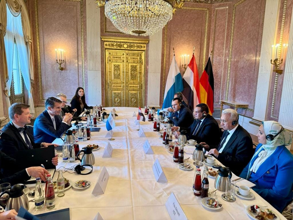 وزير التنمية