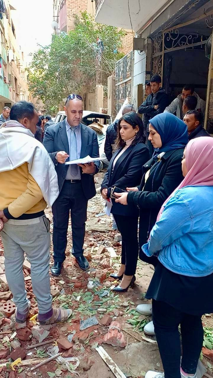 النيابة الإدارية تعاين أثار انفجار عقار 