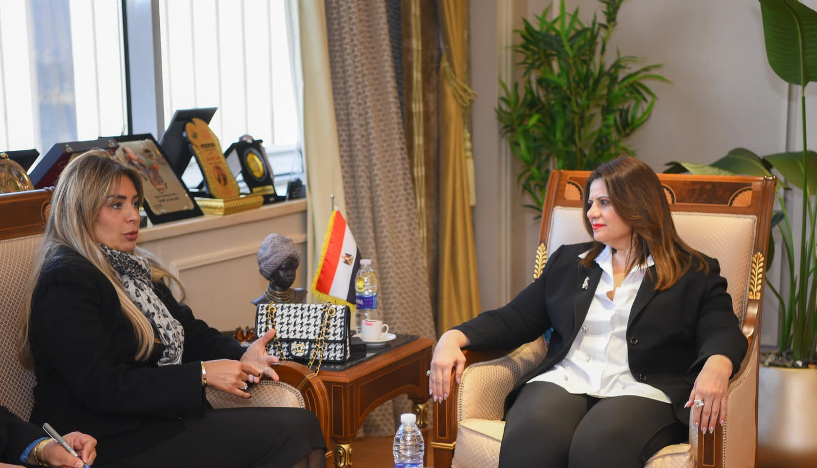 وزيرة الهجرة