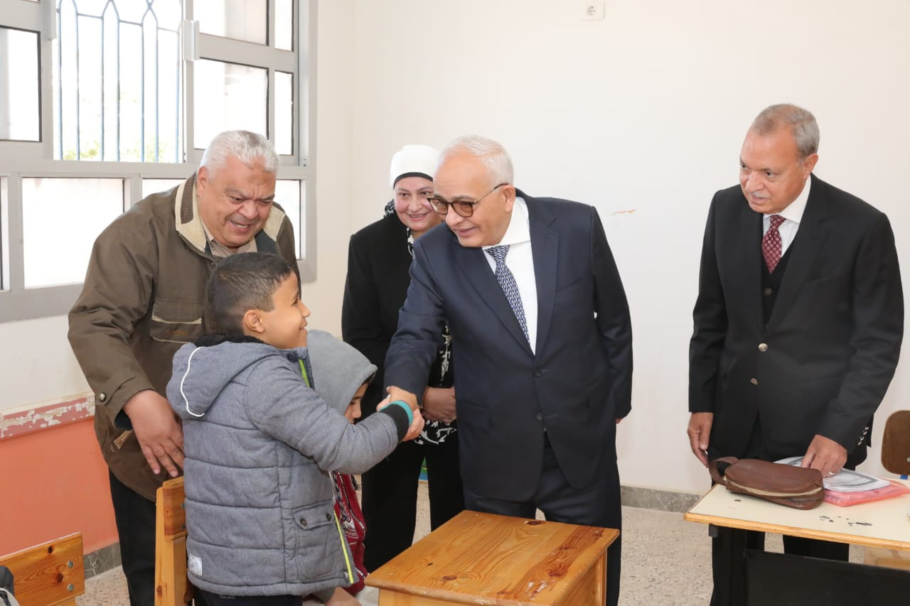 وزير التعليم ومحافظ القليوبية