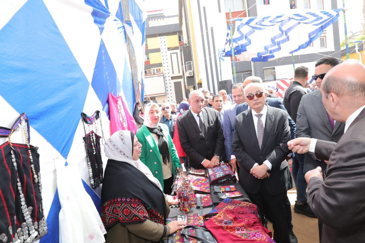 وزير والتعليم