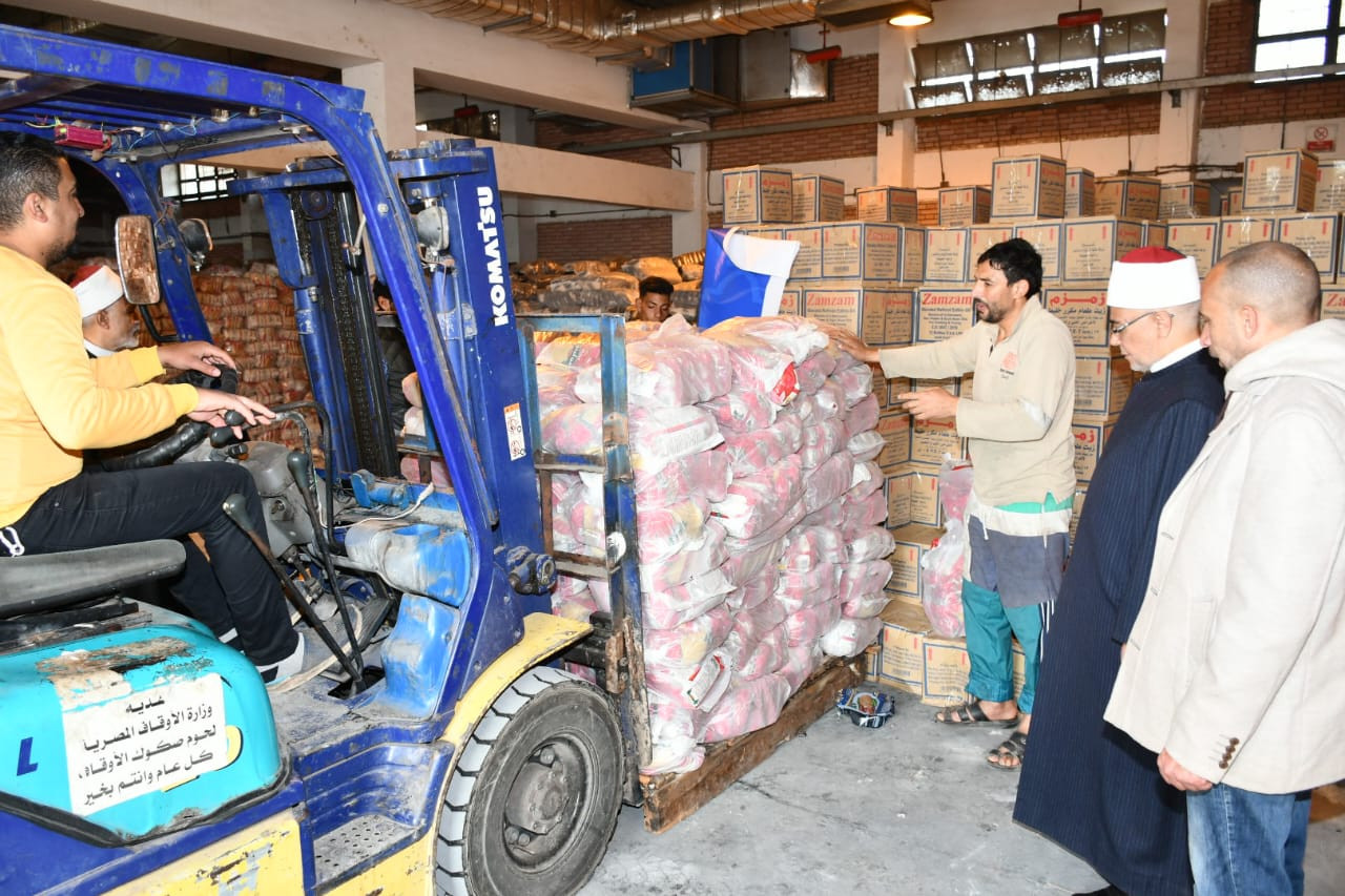 مساعدات من الأوقاف إلى غزة