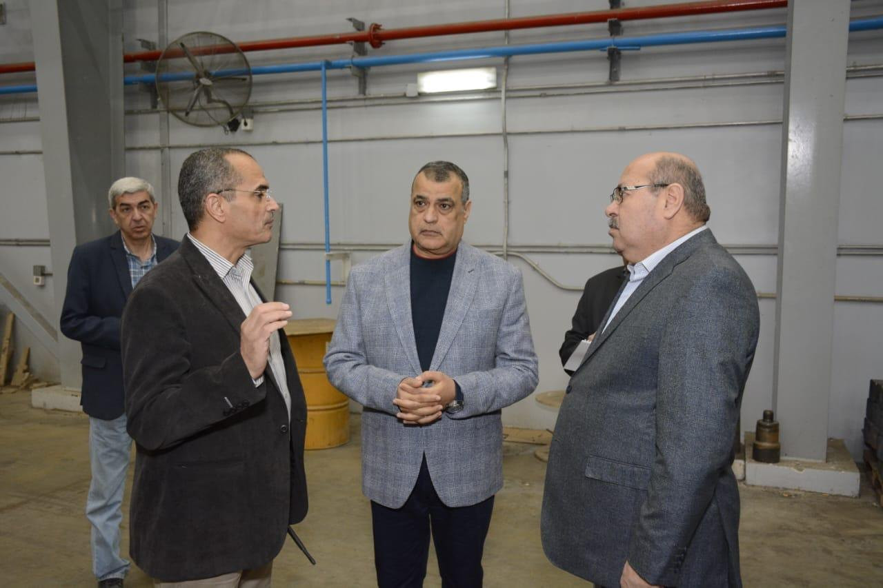 وزير الإنتاج الحربي