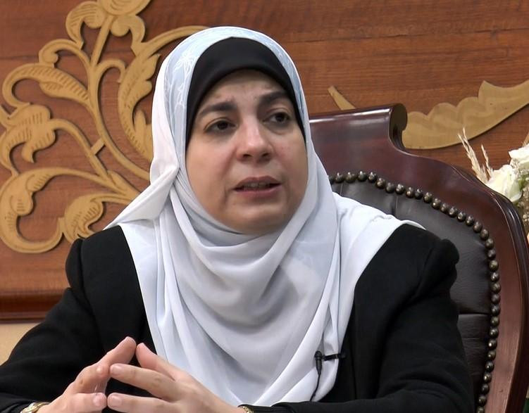 عميدة صيدلة طنطا