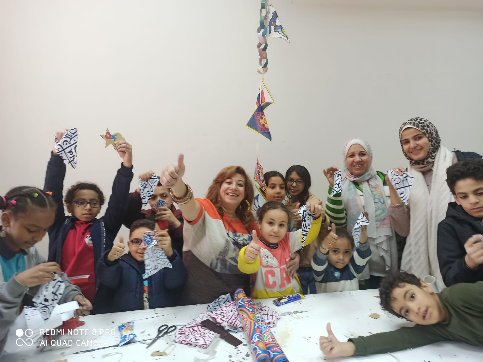 ورشة تصنيع زينة رمضان